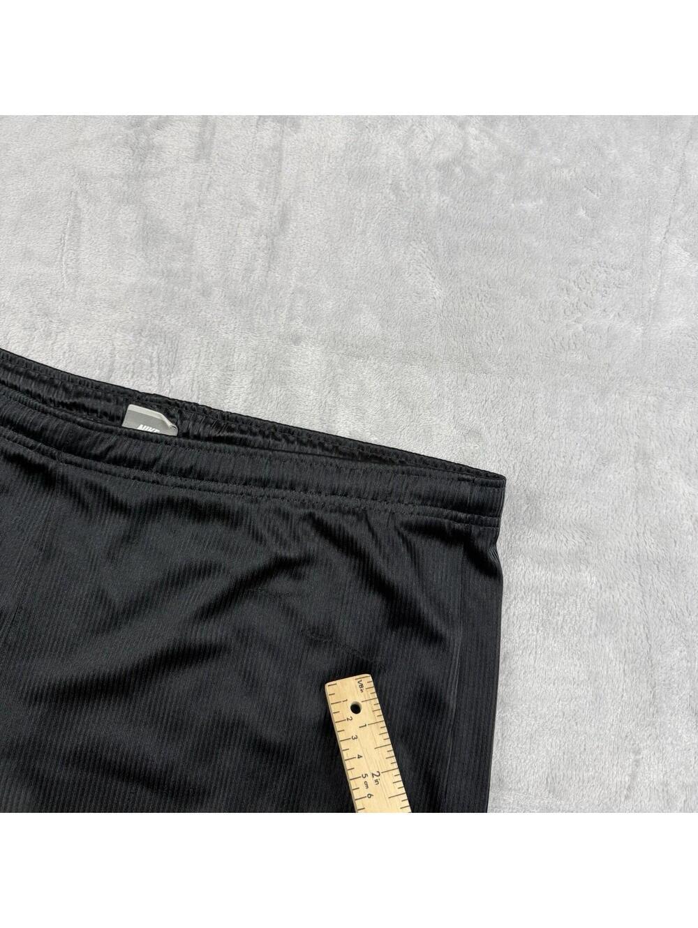 Vintage Nike Silky Basketball Shorts Men Size XL Y2K Training Swoosh Logo Baggy - Picture 6 of 9